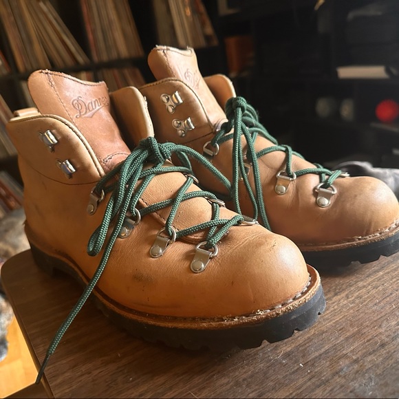 DANNER Men’s US Size 11, Mountain Trail Vibram Soul - Picture 2 of 6